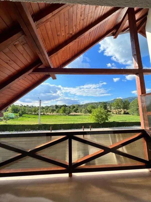 Pensiunea Rnb Maramures Surdesti  エクステリア 写真